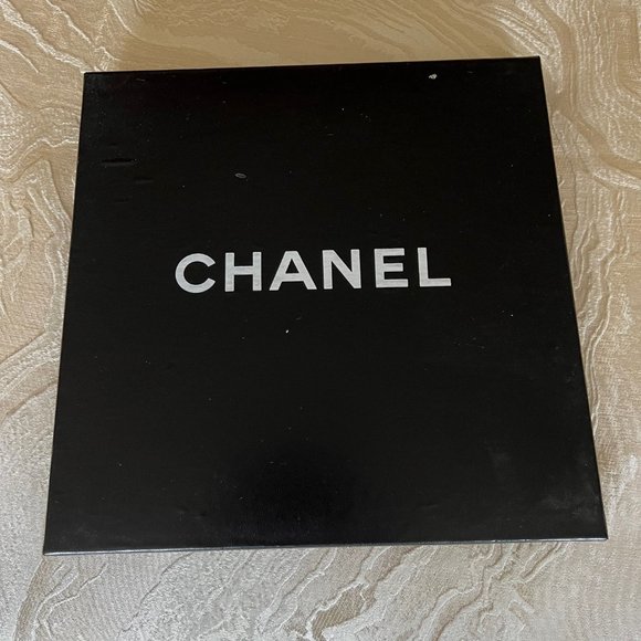 Authentic Silk CHANEL Camellia Scarf - Picture 2 of 4
